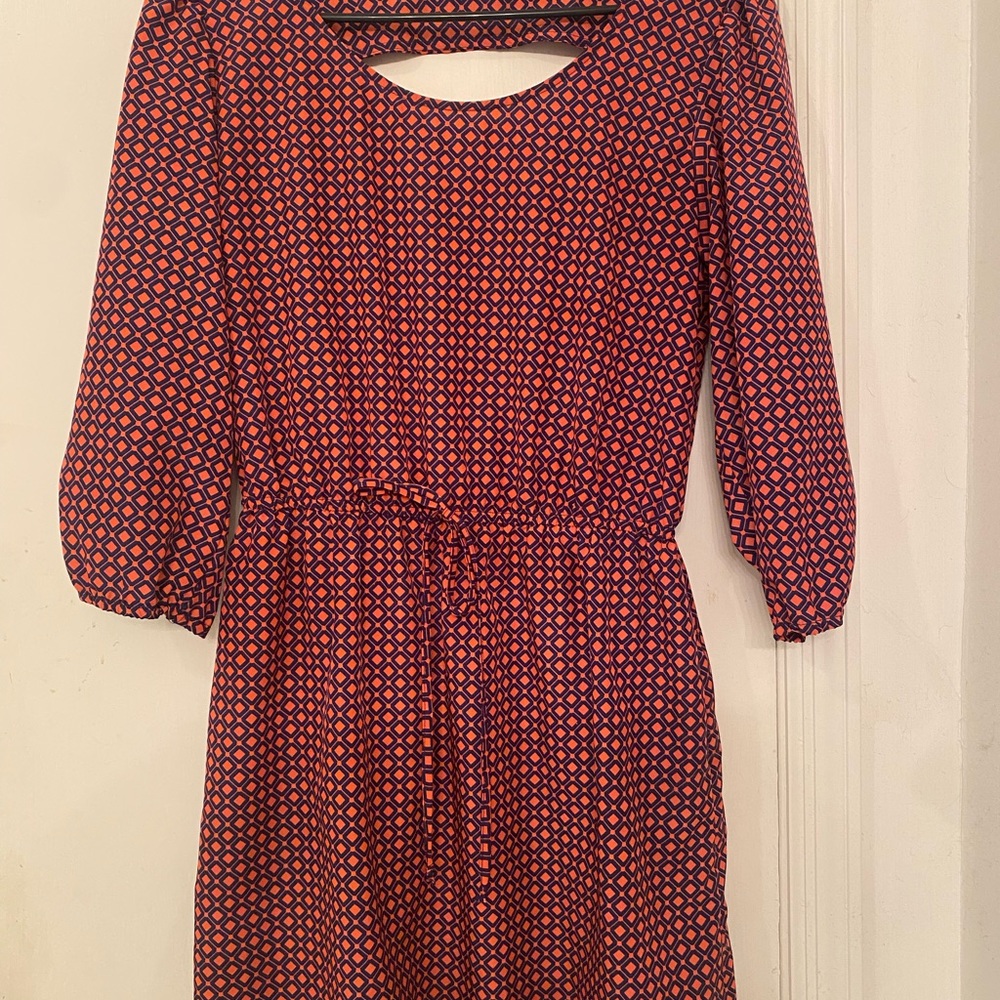 Bebop size large coral & navy dress. With tie around waist.